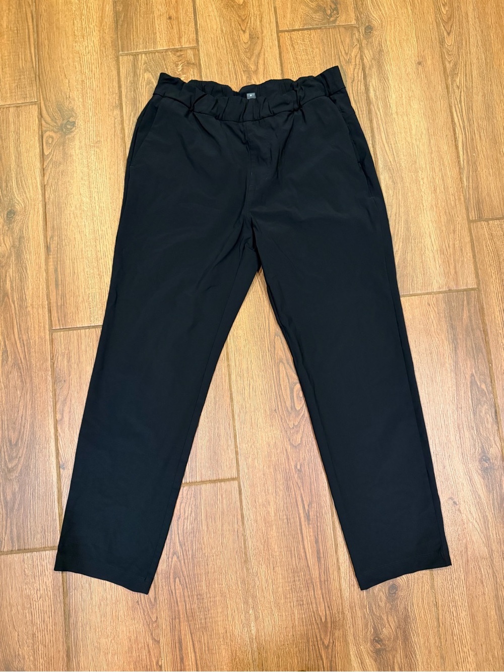 Vuori Black Women's Track Jogger Pants / medium